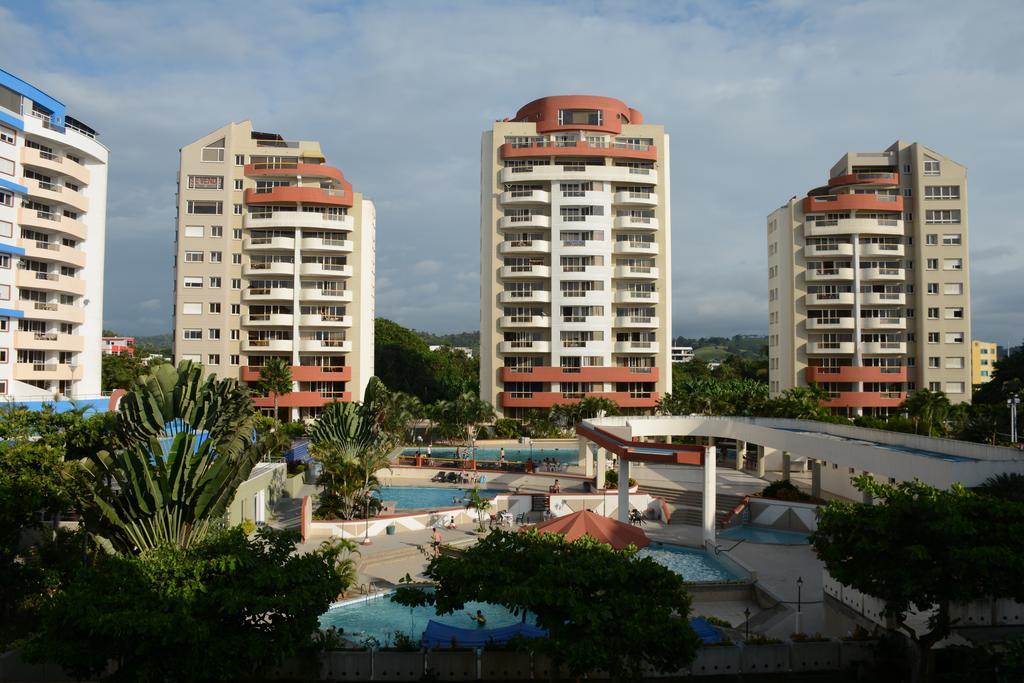 Playa Almendro Resort Tonsupa Eksteriør bilde