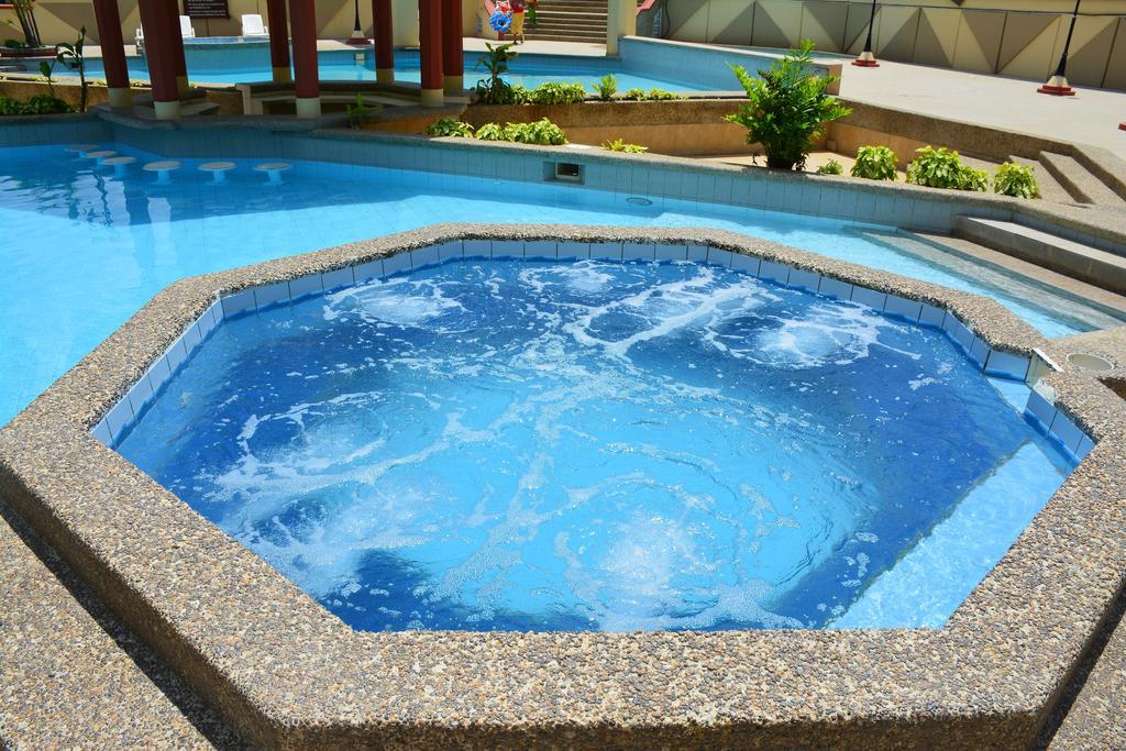 Playa Almendro Resort Tonsupa Eksteriør bilde