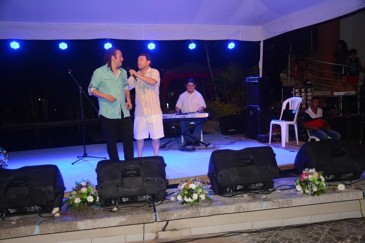 Playa Almendro Resort Tonsupa Eksteriør bilde